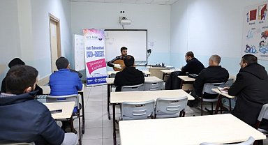 Konya'da imam ve müezzinlere ses eğitimi