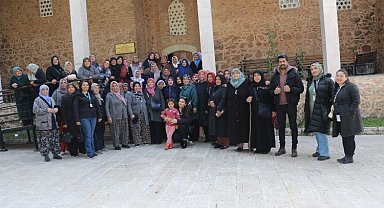 Kulalı kadınlar Manisa'da ağırlandı