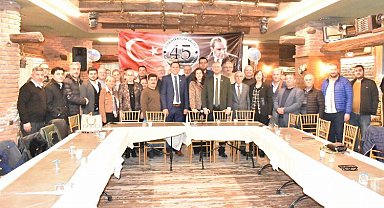 Manisa Dostlar Meclisi'nin konuğu Demokrat Parti Belediye Başkan adayları 