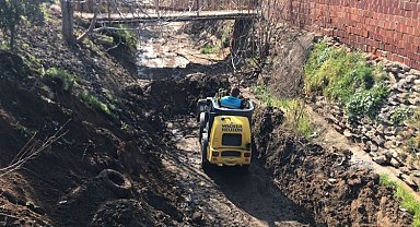 Manisa MASKİ'den Alaşehir'de dere temizliği