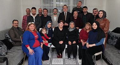 Mehmet Savran'dan depremzedelere ziyaret