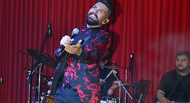 Mehmet'le romantizm dorukta