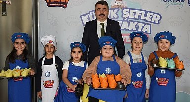 Minikler Başkan Yılmaz ile mutfakta
