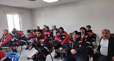 Nevşehir Belediyesi bünyesinde çalışan personeller, iş güvenliği konusunda bilgilendirilerek sağlık taramasından geçirildi