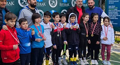 Osmangazi Belediyespor'dan 2 yeni şampiyonluk