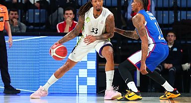 Potanın Tarzanları'ndan alkışlanan performans