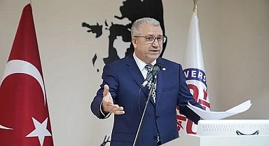 Rektör Prof. Dr. Budak, EÜTF Akademik Kurulu'nda akademisyenlerle bir araya geldi