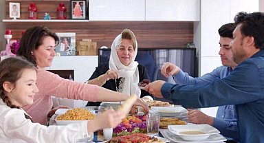 Sağlık uzmanları Ramazan'a karşı uyardı... Doğal detoksla zorlanmayın!