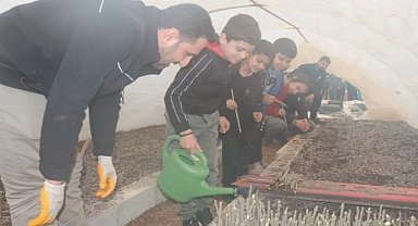 Şanlıurfa'da minikler tarımla buluştu