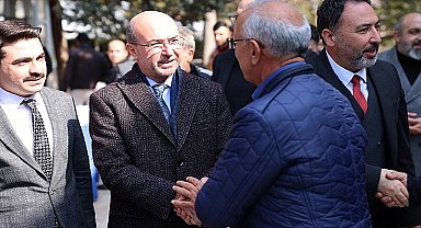 Selçuklu Belediye Başkanı Ahmet Pekyatırmacı, Cuma buluşmaları kapsamında Horozluhan Mahallesi'nde vatandaşlarla bir araya geldi