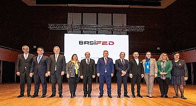 Soyer: “Kadın erkek birlikte mücadele etmek zorundayız