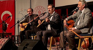 Van'da âşıklar şenliği düzenlendi