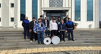 11 Ayın Sultan-ı Ramazan-ı Şerif öncesinde Kartepe'de görev yapacak olan davulcular eğitimlerini tamamladı