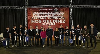 18 Mart Satranç Turnuvasında Ödüller Sahiplerini Buldu