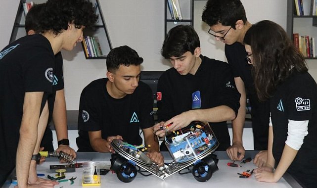 Adana 'Alesta' ile Singapur'da yarışacak