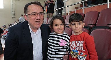 AK Parti Nevşehir Belediye Başkan Adayı Dr. Mehmet Savran, “Bizim işimiz de gücümüz de milletimize hizmet