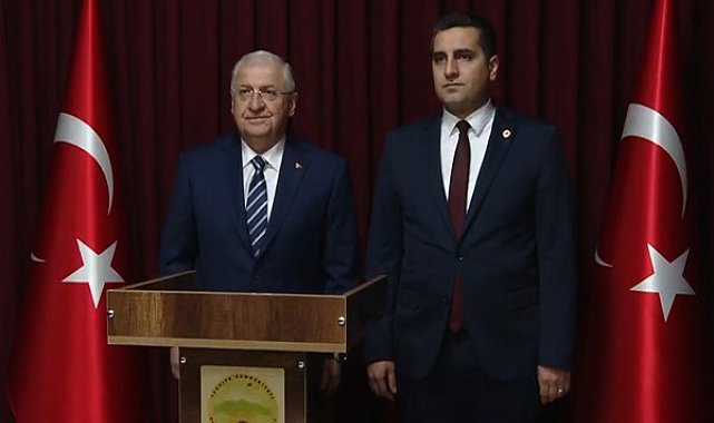 Bakan Güler, Bayburt'un Demirözü ilçesinde ziyaretler gerçekleştirdi