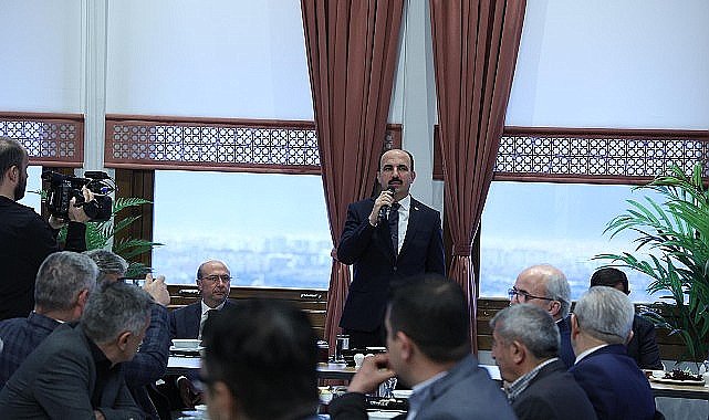 Başkan Altay Akyokuş Kasrı'nda Büyükşehir Meclis Üyeleriyle Buluştu