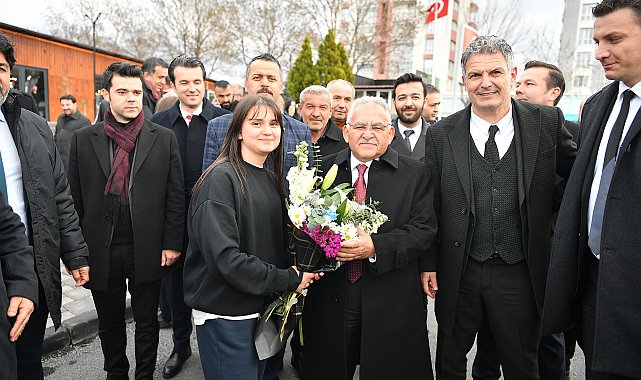 Başkan Büyükkılıç: ''Siz başarıdan başarıya koşarken, her şeye layıksınız''