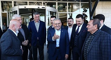 Başkan Büyükkılıç'tan iş insanlarına "istikrar" vurgusu