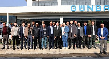 Başkan Pekyatırmacı, Selçuklu'yu adımlamaya devam ediyor