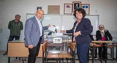 Başkan Soyer'den sandık mesajı: “Bugün demokrasi günü