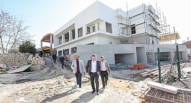 Bayraklı'nın yeni kültür merkezinde sona gelindi