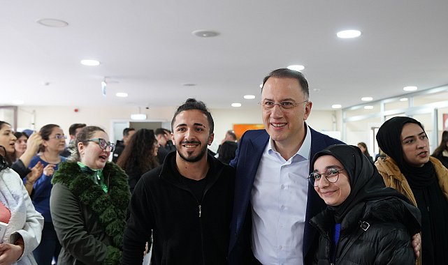 Beylikdüzü Belediyesi’nden öğrencilere kitap desteği