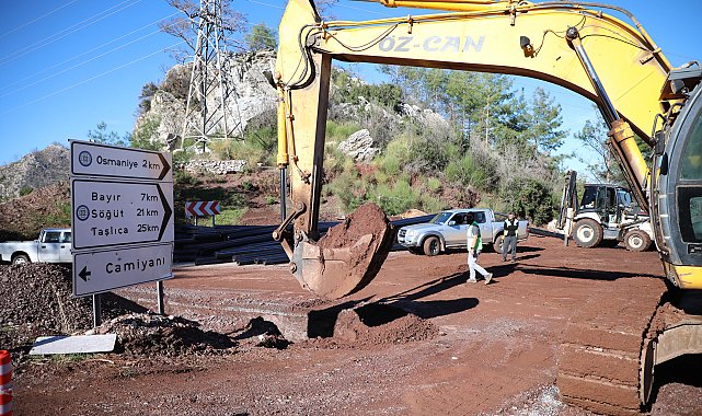 Bozburun Yarımadası'nda içme suyu hattının 14 kilometresi tamamlandı