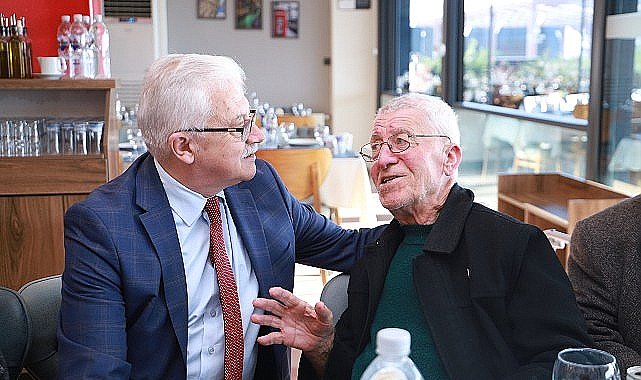 Burhaniye Belediyesi, Huzurevindeki Vatandaşlarını Unutmadı