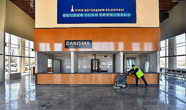 Büyükşehir'den Selçuk'a modern ilçe terminali