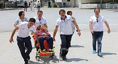 Büyükşehir Ekipleri Vatandaşları Sandığa Götürecek