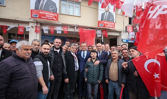 CHP Genel Başkanı Özel, Zonguldak'ta vatandaşlarla buluştu
