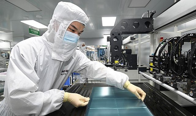 Çin’de iki ayda 234 milyon cep telefonu, 43 milyon laptop üretildi