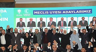 Dilovası için vizyon projelerini açıkladı; Ömeroğlu'ndan coşkulu Seçim Beyannamesi sunumu