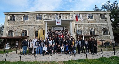 Gaziemirli gençler Çanakkale'de tarihin izini sürdü