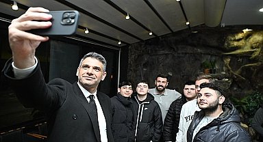 Gençlerden Kocaman'a destek