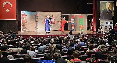 Gölcük Belediyesi tarafından düzenlenen “Ramazan Ayı Çocuk Şenliği