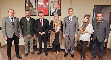 Gölcük'te kadınlar günü törenle kutlandı