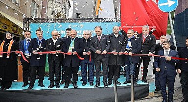 Hereke Şener Söğüt'ü bağrına bastı