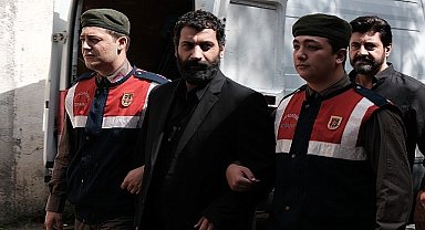 “İki Gözüm Ahmet: Sürgün