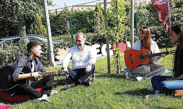 İnegöl'de Gençler El Üstünde