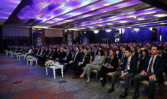 İş ve Ekonomi Dünyası Sapanca'da “Sorumlu ve Duyarlı Liderlik