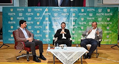 İznik Belediyesi tarafından düzenlenen 'Genç Tecrübeler Buluşuyor' etkinliğinin konuğu yıldız futbolcu İsmail Yüksek oldu