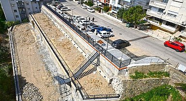 Karabağlar Belediyesi 38 milyon lirayı bulan yatırımla yıkılan istinat duvarlarını yaptı