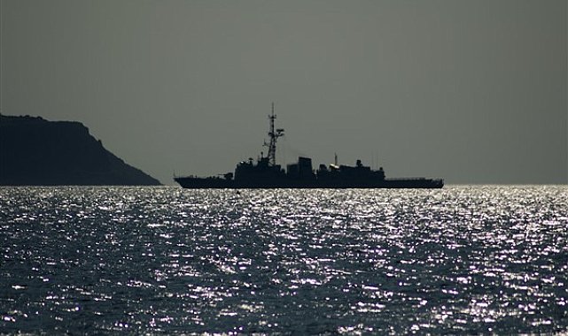 Karayip Denizi'nde yaklaşık 300 milyon euro değerinde uyuşturucu ele geçirildi