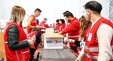 Kızılay Ramazan'da Milyonlara Ulaşıyor