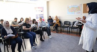 Kocaeli'deki yabancıların ailesi; KO-MEK