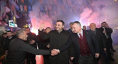 Kullar, Özlü'yü bağrına bastı