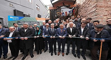 Kütüphaneler Şehri Üsküdar'a Tarihi Bir Kütüphane Daha Restore Edilen 7 Güzel Adam ve Öncüler Kütüphanesi Açıldı